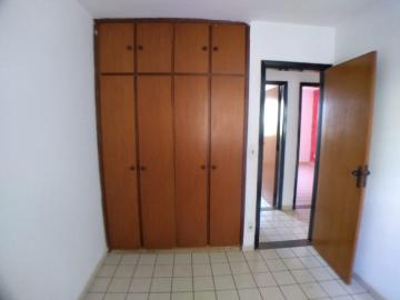 Alugar Apartamento / Padrão em Ribeirão Preto R$ 750,00 - Foto 7