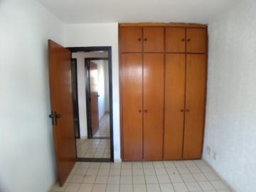 Alugar Apartamento / Padrão em Ribeirão Preto R$ 750,00 - Foto 5