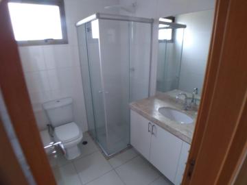 Alugar Apartamento / Padrão em Ribeirão Preto R$ 1.600,00 - Foto 8