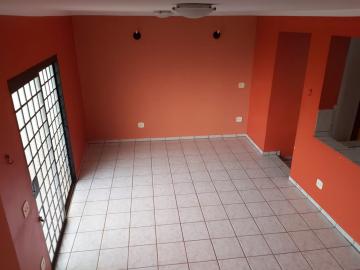 Alugar Casa / Padrão em Ribeirão Preto R$ 1.200,00 - Foto 4