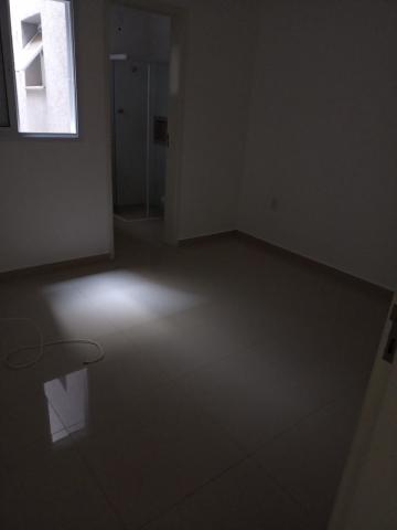 Alugar Apartamento / Padrão em Ribeirão Preto R$ 1.400,00 - Foto 11