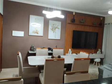 Apartamento / Padrão em Ribeirão Preto 