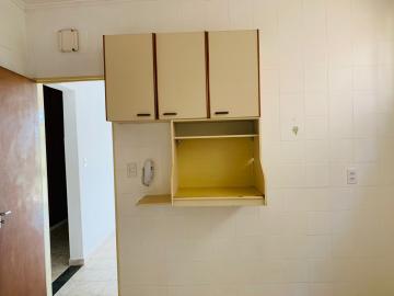 Alugar Apartamentos / Padrão em Ribeirão Preto R$ 1.400,00 - Foto 10