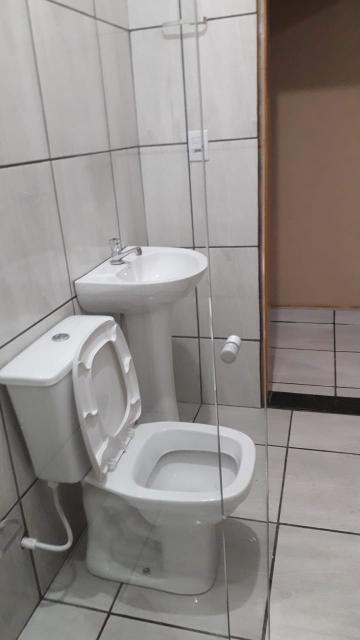 Alugar Casa / Padrão em Pradópolis R$ 1.800,00 - Foto 10