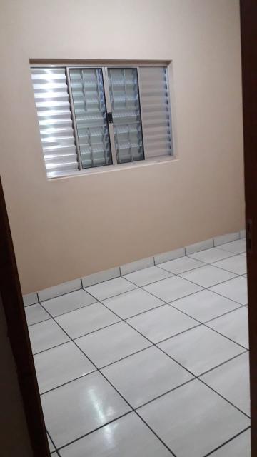 Alugar Casa / Padrão em Pradópolis R$ 1.800,00 - Foto 11