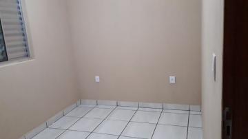 Alugar Casa / Padrão em Pradópolis R$ 1.800,00 - Foto 12