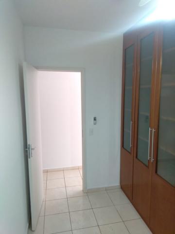 Alugar Apartamento / Padrão em Ribeirão Preto R$ 1.500,00 - Foto 7