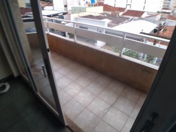 Alugar Apartamentos / Padrão em Ribeirão Preto R$ 1.300,00 - Foto 3