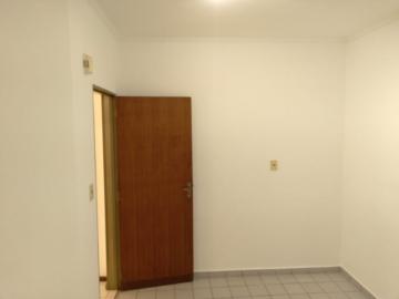 Alugar Apartamento / Padrão em Ribeirão Preto R$ 1.700,00 - Foto 12