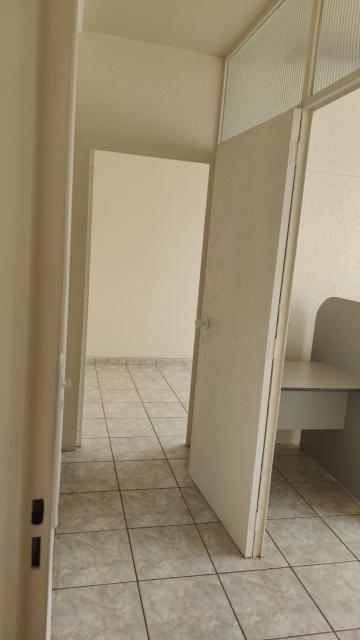 Alugar Comercial condomínio / Sala comercial em Ribeirão Preto R$ 550,00 - Foto 3