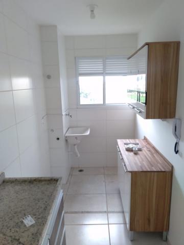 Alugar Apartamento / Padrão em Ribeirão Preto R$ 800,00 - Foto 3