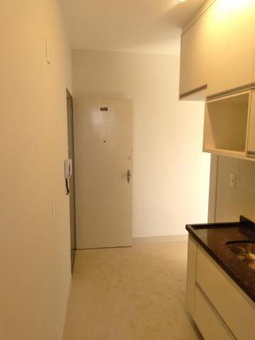 Alugar Apartamento / Padrão em Ribeirão Preto R$ 800,00 - Foto 3