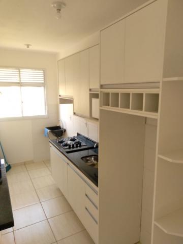 Alugar Apartamento / Padrão em Bonfim Paulista R$ 1.500,00 - Foto 4