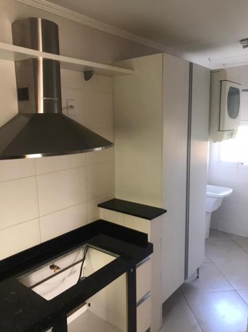 Alugar Apartamento / Padrão em Ribeirão Preto R$ 1.100,00 - Foto 5