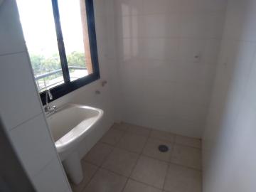 Alugar Apartamento / Padrão em Ribeirão Preto R$ 1.600,00 - Foto 9