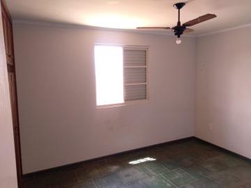 Alugar Casa condomínio / Padrão em Ribeirão Preto R$ 900,00 - Foto 7
