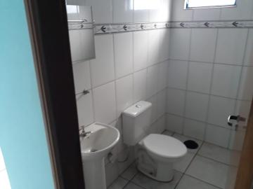 Alugar Casa / Padrão em Ribeirão Preto R$ 950,00 - Foto 4