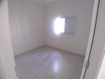 Alugar Apartamento / Padrão em Ribeirão Preto R$ 1.700,00 - Foto 8