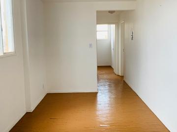 Apartamento / Padrão em Ribeirão Preto Alugar por R$1.200,00