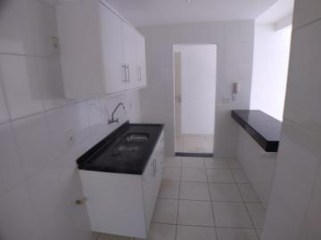 Alugar Apartamento / Padrão em Ribeirão Preto R$ 900,00 - Foto 4