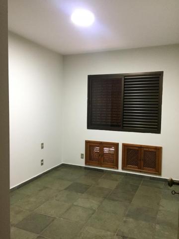 Alugar Apartamento / Padrão em Ribeirão Preto R$ 1.600,00 - Foto 6