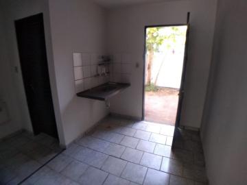 Alugar Comercial / Salão/Galpão/Armazém em Ribeirão Preto R$ 2.000,00 - Foto 4