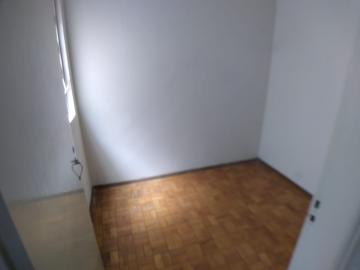 Alugar Apartamento / Padrão em Ribeirão Preto R$ 1.100,00 - Foto 9