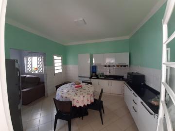 Alugar Casa / Padrão em Ribeirão Preto R$ 1.500,00 - Foto 5