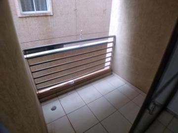 Alugar Apartamentos / Padrão em Ribeirão Preto R$ 1.000,00 - Foto 3