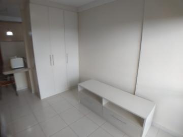 Alugar Apartamento / Padrão em Ribeirão Preto R$ 1.600,00 - Foto 5