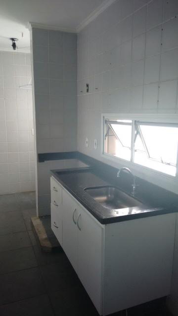 Comprar Apartamento / Padrão em Ribeirão Preto R$ 205.000,00 - Foto 2