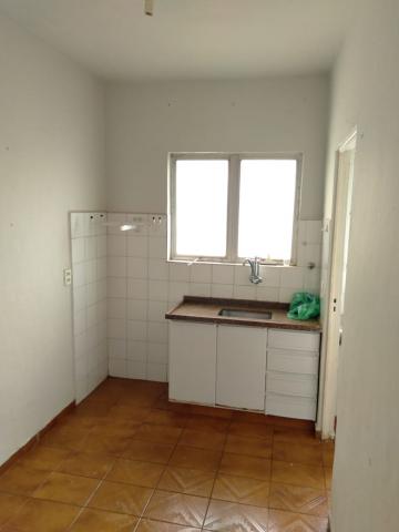 Comprar Apartamento / Padrão em Ribeirão Preto R$ 150.000,00 - Foto 3