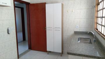 Alugar Apartamento / Padrão em Ribeirão Preto R$ 780,00 - Foto 4