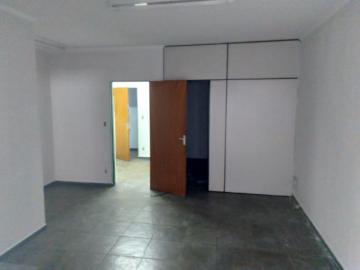 Alugar Comercial / Casa Comercial em Ribeirão Preto R$ 2.000,00 - Foto 17