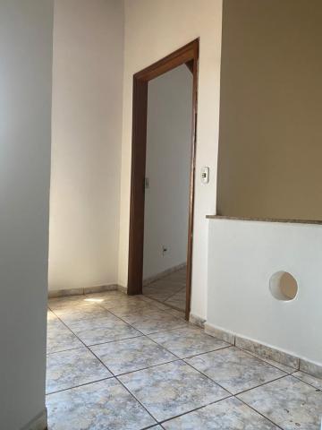 Alugar Casa / Padrão em Ribeirão Preto R$ 1.250,00 - Foto 6