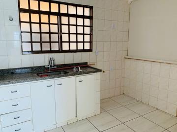 Alugar Apartamento / Padrão em Ribeirão Preto R$ 820,00 - Foto 4