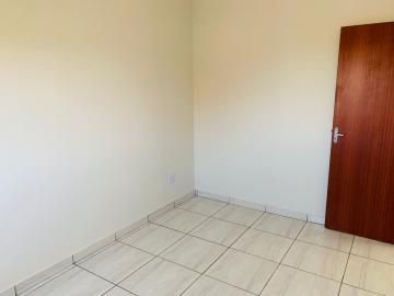 Alugar Apartamento / Padrão em Ribeirão Preto R$ 820,00 - Foto 8