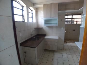 Alugar Apartamento / Padrão em Ribeirão Preto R$ 1.200,00 - Foto 3