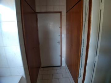 Alugar Apartamento / Padrão em Ribeirão Preto R$ 1.200,00 - Foto 7