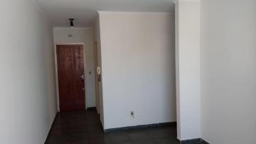 Alugar Apartamento / Padrão em Ribeirão Preto R$ 700,00 - Foto 2