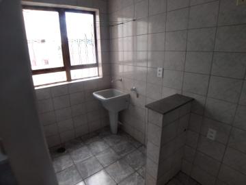 Alugar Apartamento / Padrão em Ribeirão Preto R$ 700,00 - Foto 5