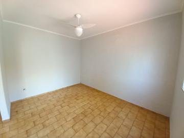 Alugar Casa / Padrão em Ribeirão Preto R$ 2.200,00 - Foto 3