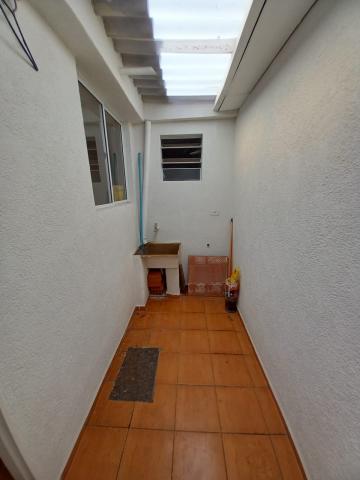 Alugar Casa / Padrão em Ribeirão Preto R$ 550,00 - Foto 8