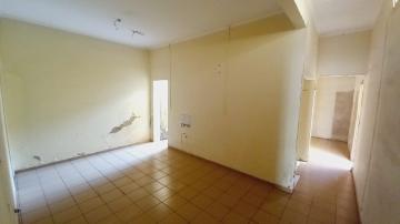 Alugar Casa / Padrão em Ribeirão Preto R$ 1.600,00 - Foto 6