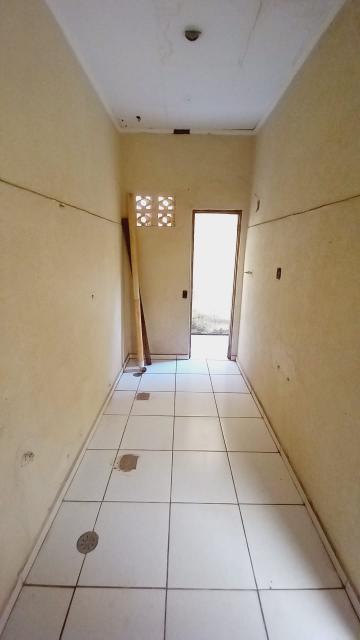 Alugar Casa / Padrão em Ribeirão Preto R$ 1.600,00 - Foto 7