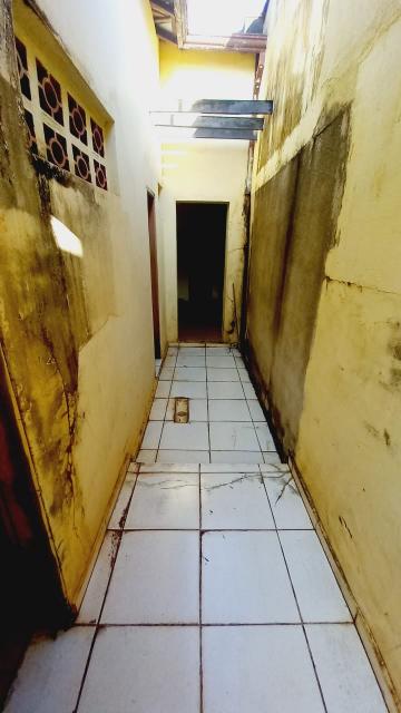 Alugar Casa / Padrão em Ribeirão Preto R$ 1.600,00 - Foto 16