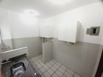 Alugar Apartamento / Padrão em Ribeirão Preto R$ 800,00 - Foto 4