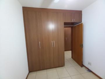 Alugar Apartamentos / Padrão em Ribeirão Preto R$ 2.500,00 - Foto 15