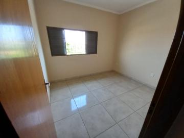 Alugar Casa / Padrão em Ribeirão Preto R$ 1.700,00 - Foto 9