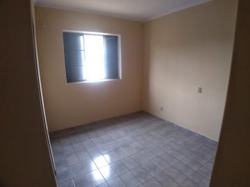 Alugar Casa / Padrão em Ribeirão Preto R$ 1.200,00 - Foto 10